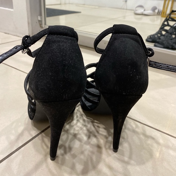 Steve Madden heels. Size 7 - Picture 4 of 7